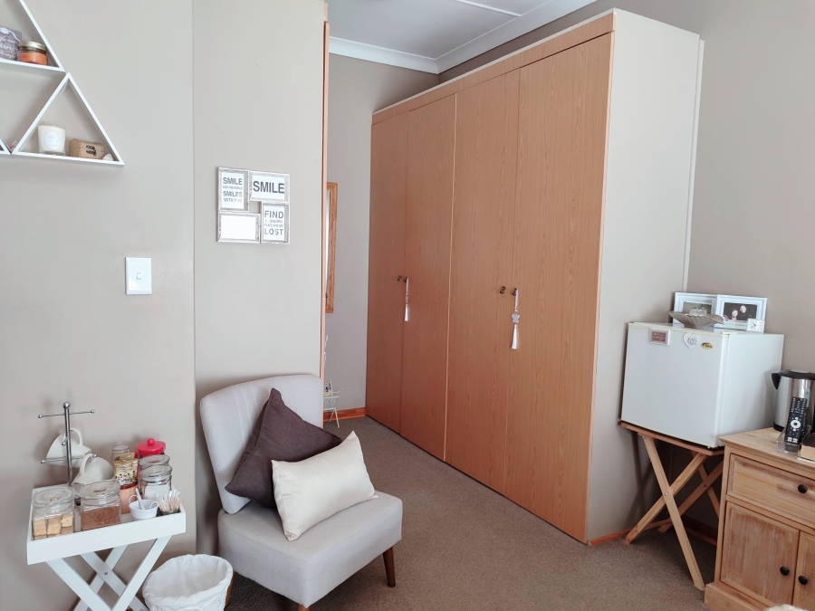 4 Bedroom Property for Sale in Wilkoppies North West